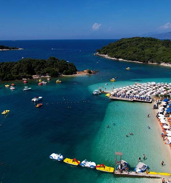 Castles, Coastline & Culinary Trails